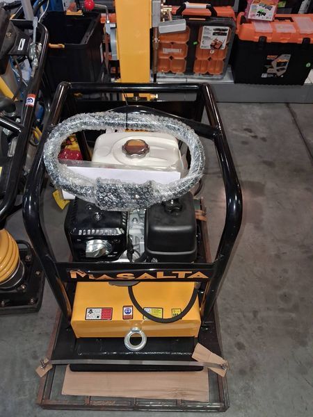 Виброплита Masalta MS250-4 с реверсом Honda GX270 9.0 л.с., 219 кг, площадка 890х600 мм 37577 фото