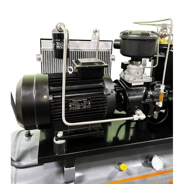 Винтовой компрессор 200 л GTM DLG5.5V масляный (DLG5.5V) 27293 фото