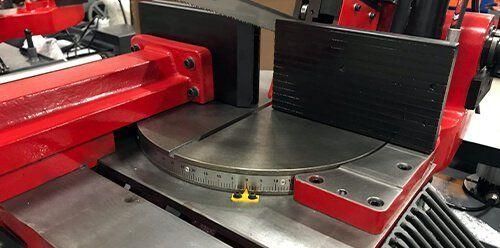 Полуавтоматическая ленточная пила по металлу Karmetal KDG 220x310 DM KDG 220x310 DM фото
